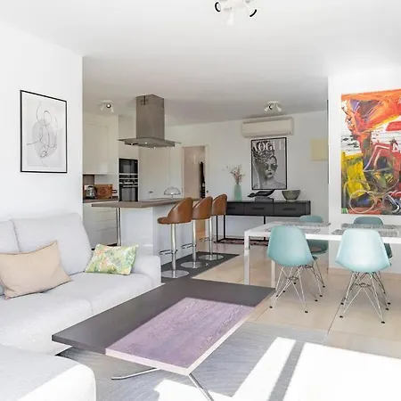 Modern With Private Pool Вилла