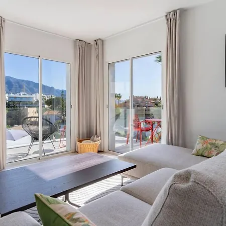 Modern With Private Pool Вилла *